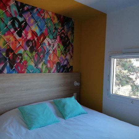 Kyriad Direct Martigues Exterior photo